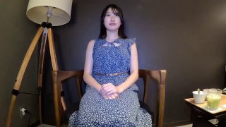 性感嫂子受不了表哥經常不在約我來餵飽她！